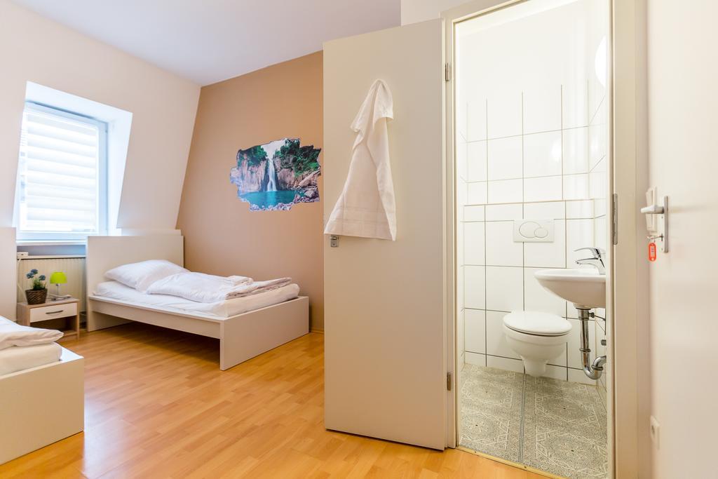 Heerstrasse Apartments *